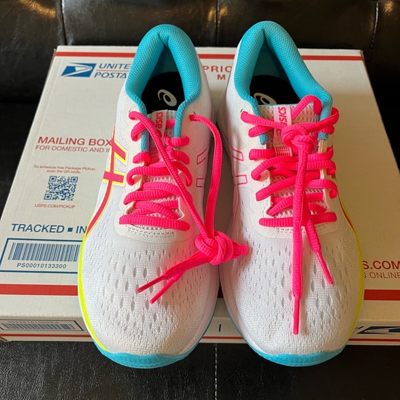 Asics Gel-Excite 7 White Pink Volt - Picture 2 of 7